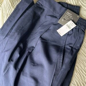 Gap Fit Runaround Trousers in navy blue